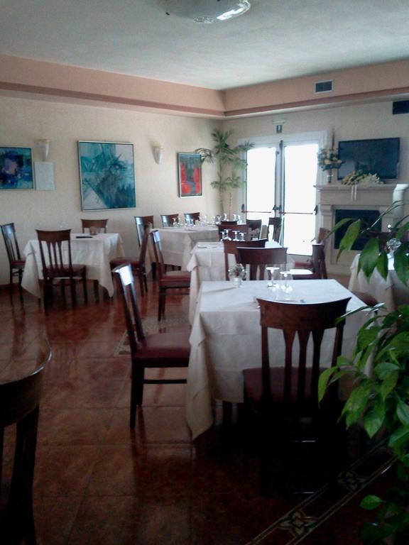 Albergo Al Portico Azzano Decimo Buitenkant foto